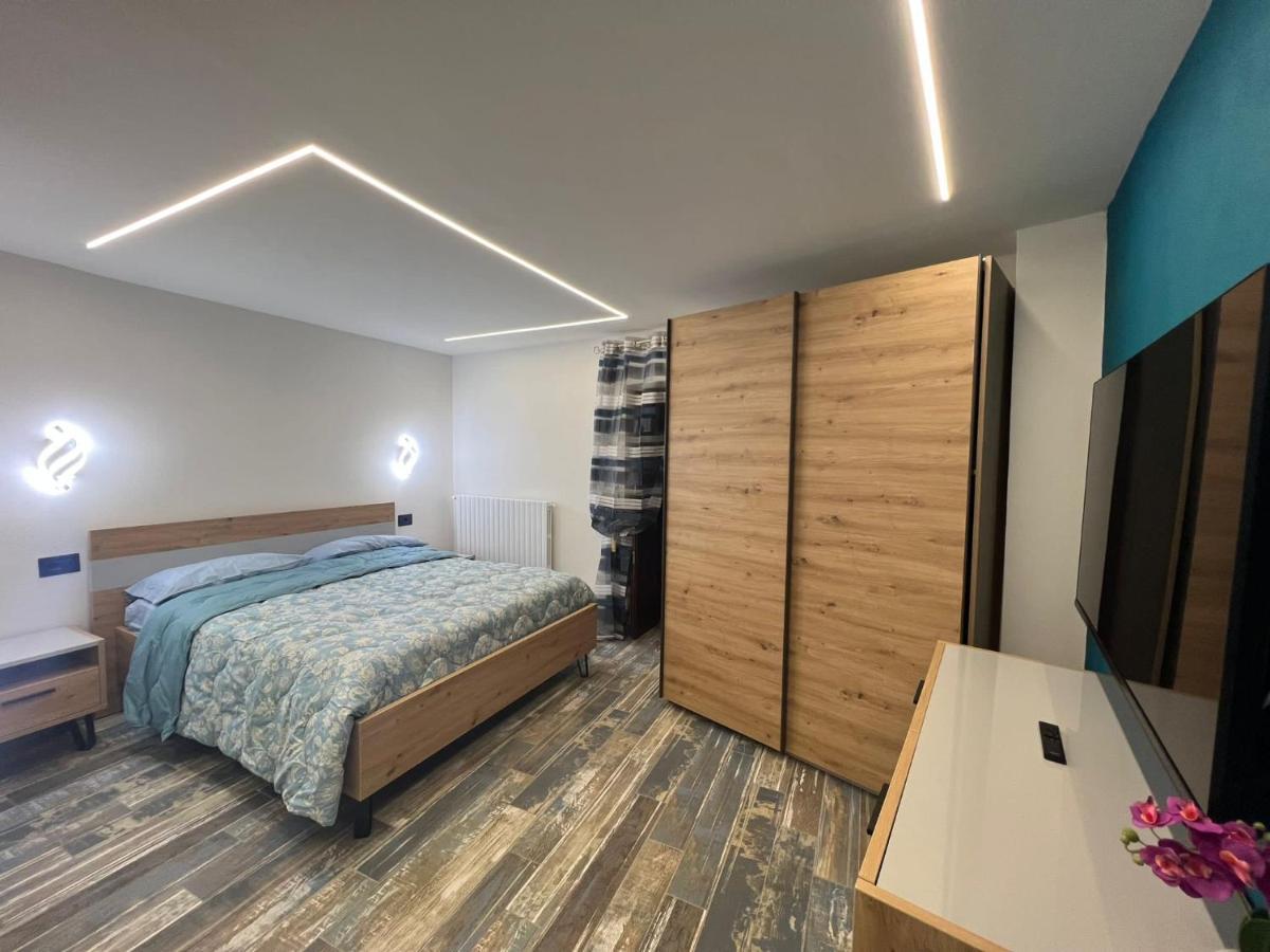 Castel Di Sangro Suite Apartment מראה חיצוני תמונה