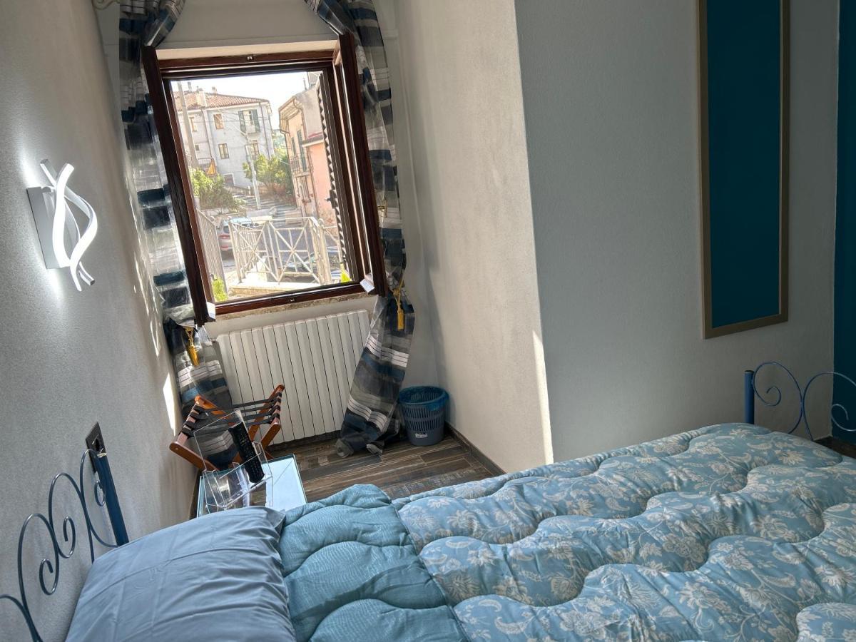 Castel Di Sangro Suite Apartment מראה חיצוני תמונה